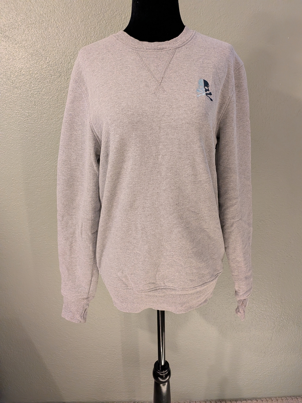 SoulCycle Grey Skull Crossbones Crewneck Sweatshirt Size Small